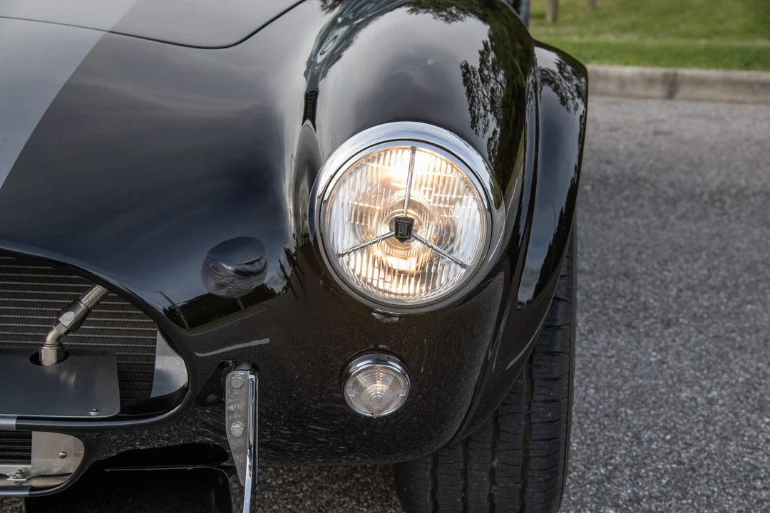 Shelby Cobra Replica - Image 13 of 31