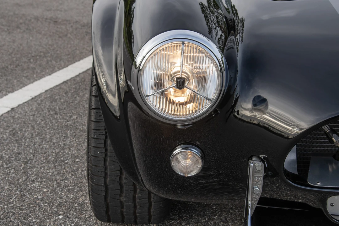Shelby Cobra Replica - Image 12 of 31
