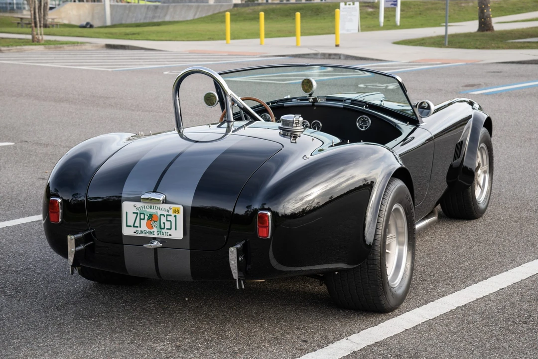 Shelby Cobra Replica - Image 6 of 31