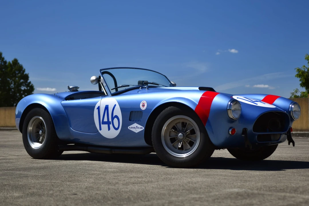 Shelby Cobra Replica - Image 15 of 31