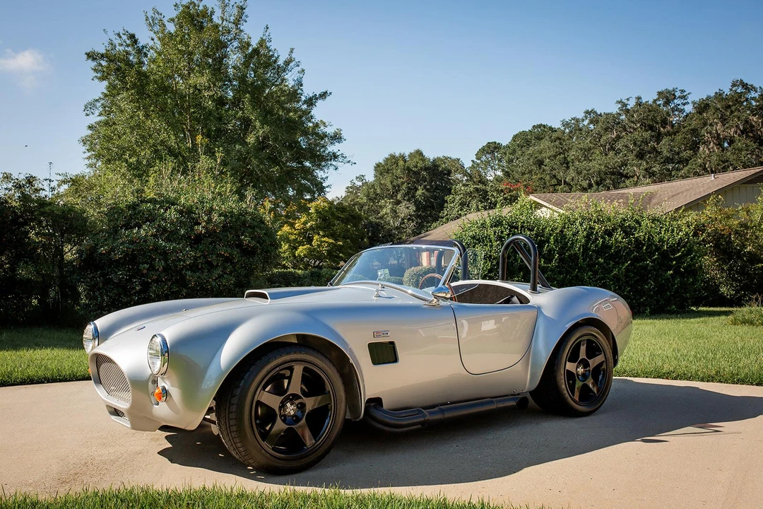 Shelby Cobra Replica - Image 5 of 31