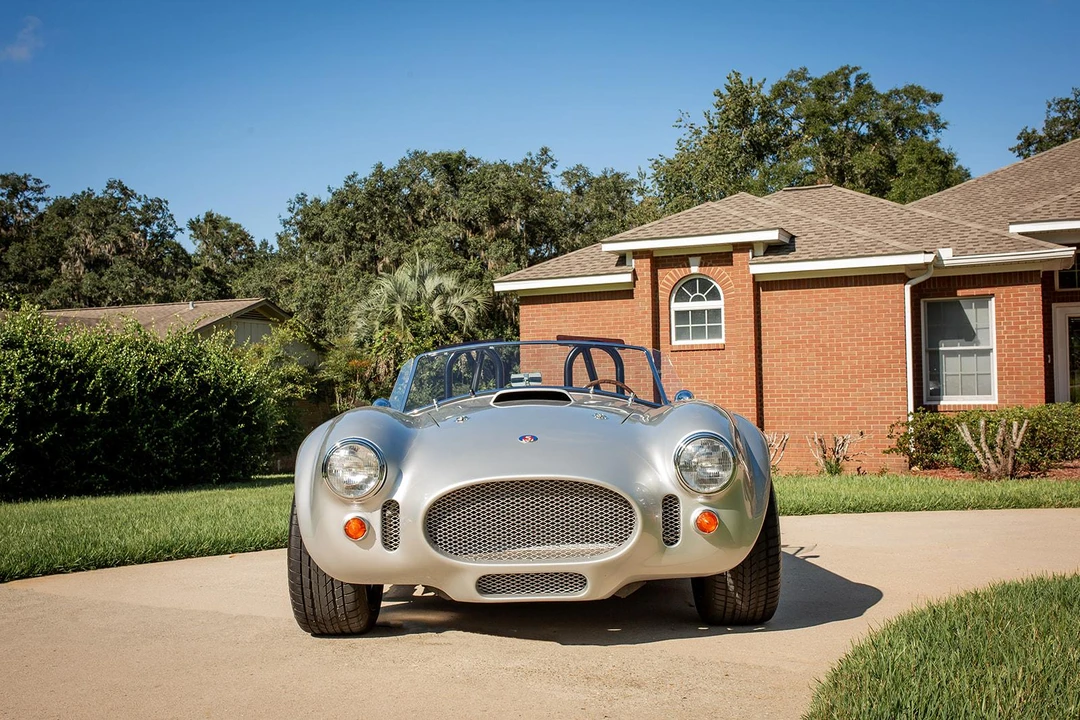 Shelby Cobra Replica - Image 7 of 31