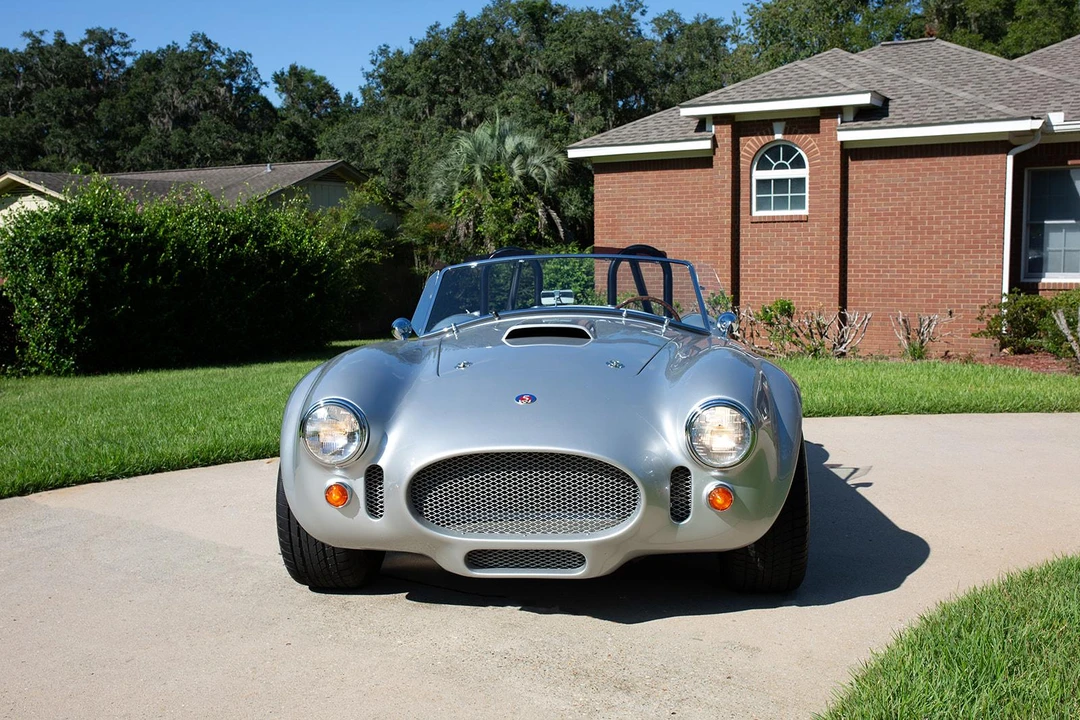 Shelby Cobra Replica - Image 8 of 31