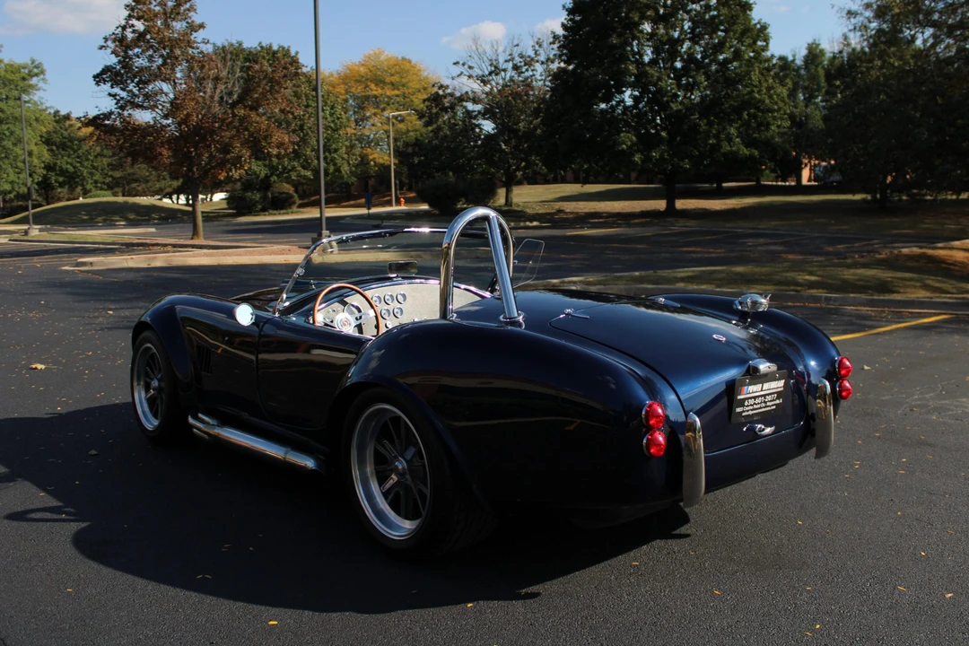 Shelby Cobra Replica - Image 21 of 31