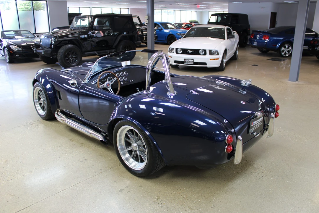 Shelby Cobra Replica - Image 7 of 31