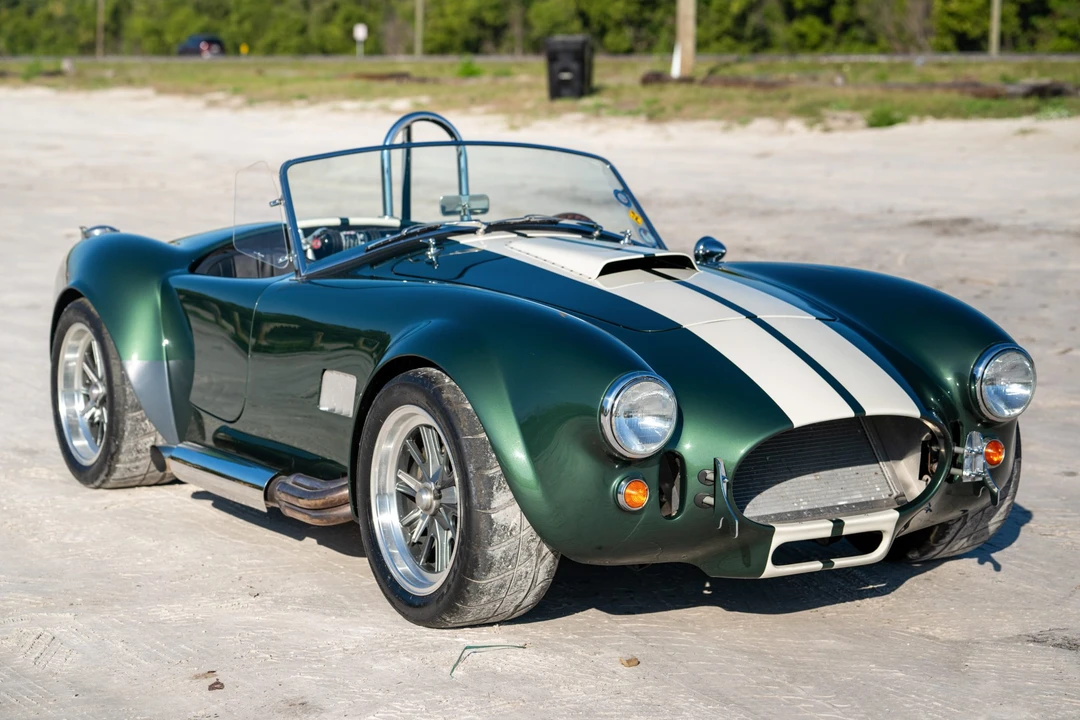 Shelby Cobra Replica - Image 18 of 31