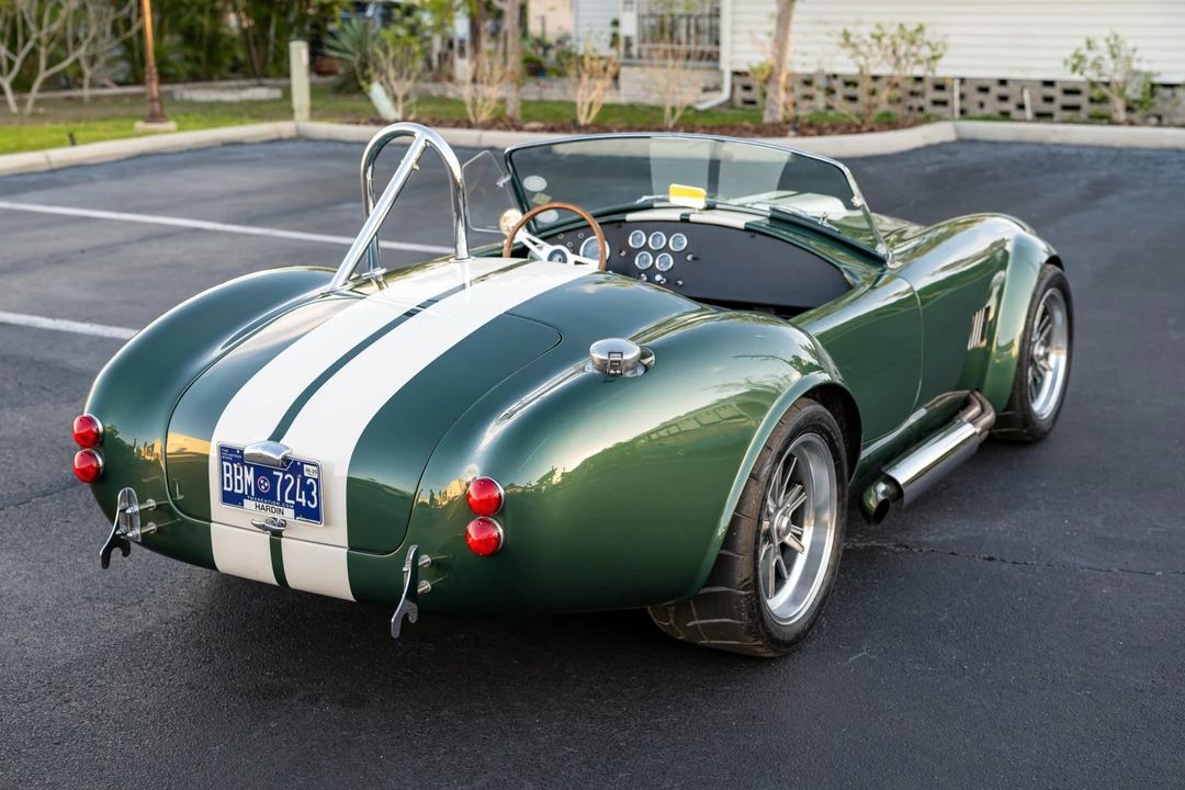 Shelby Cobra Replica - Image 15 of 31