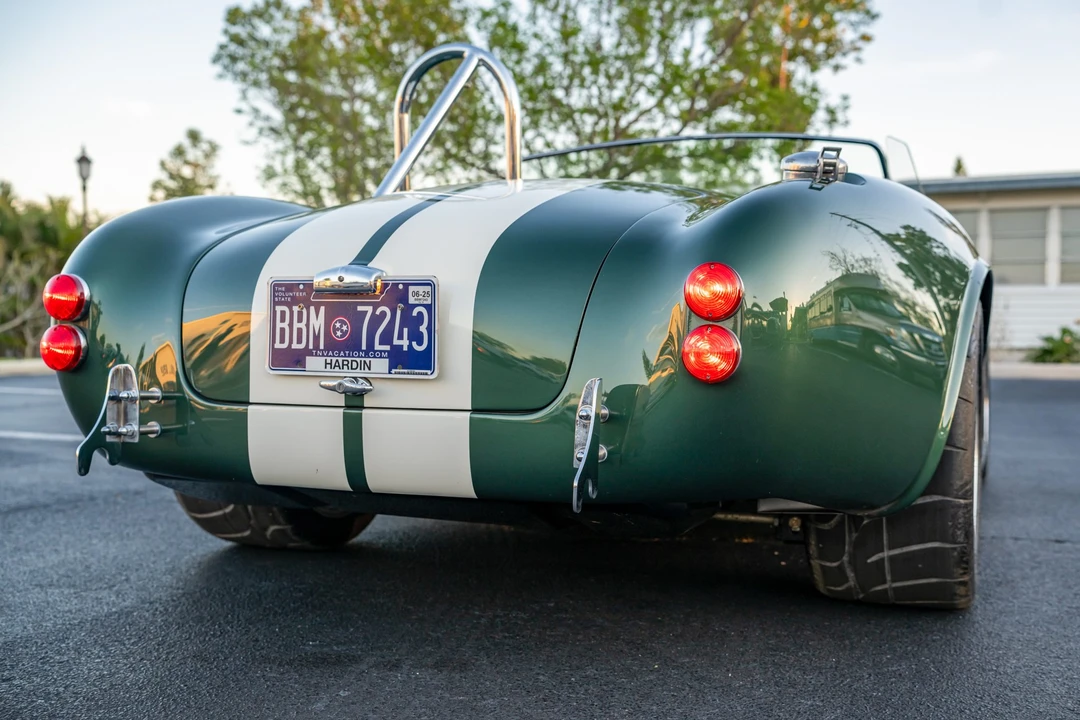 Shelby Cobra Replica - Image 12 of 31