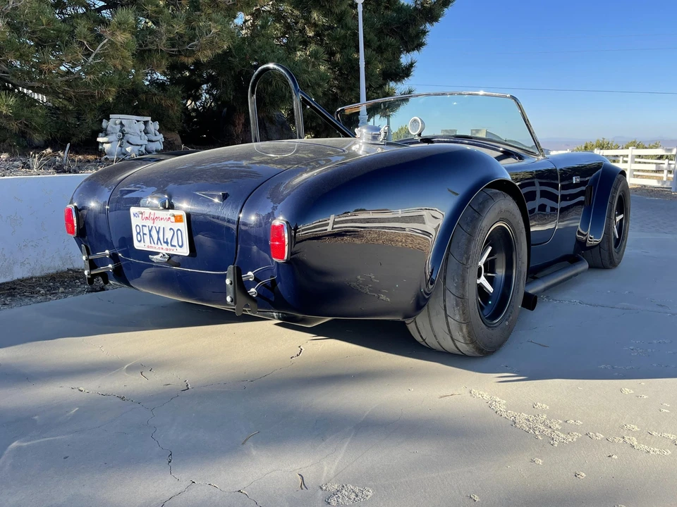Shelby Cobra Replica - Image 6 of 31