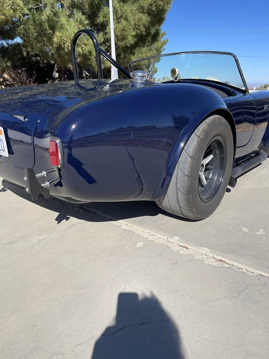 Shelby Cobra Replica - Image 15 of 31