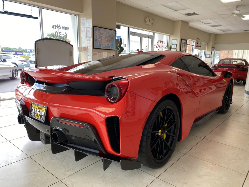 2020 Ferrari 488 Pista - Image 26 of 31