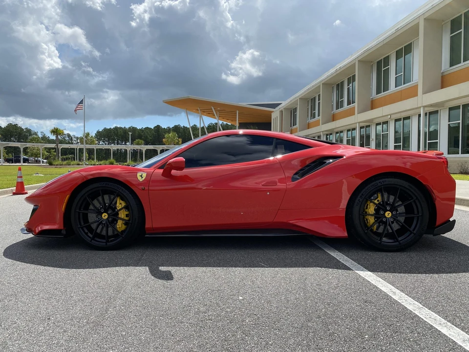 2020 Ferrari 488 Pista - Image 18 of 31