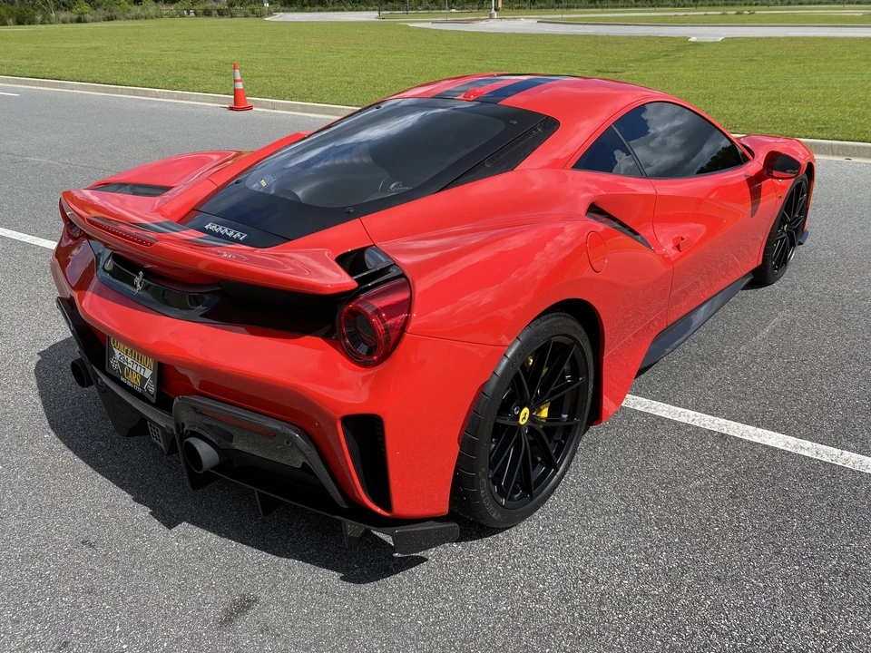 2020 Ferrari 488 Pista - Image 11 of 31