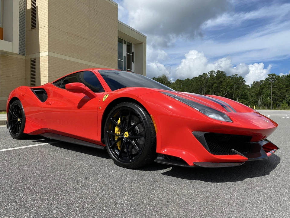 2020 Ferrari 488 Pista - Image 10 of 31