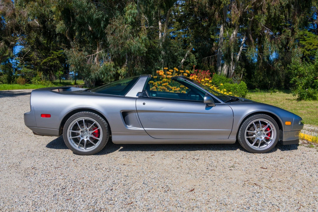 2001 Acura NA2 NSX - Image 10 of 31