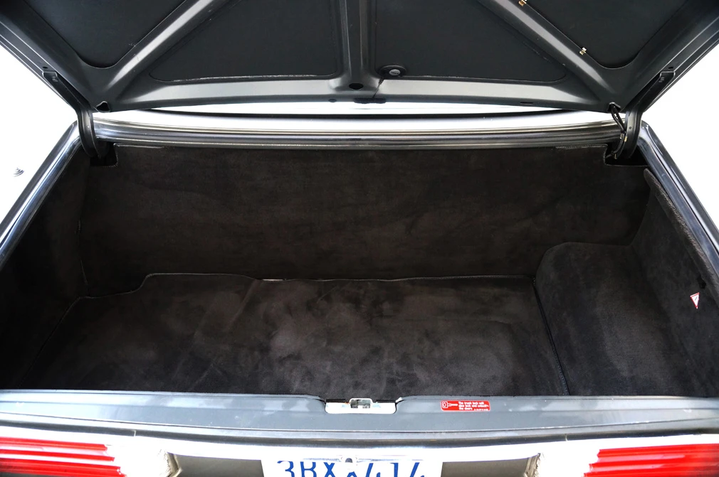 1989 Mercedes-Benz R107 SL-Class - Image 28 of 31