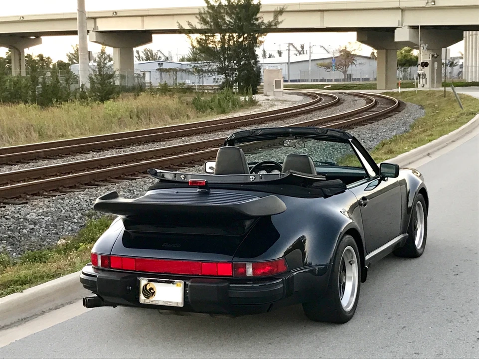 1989 Porsche 930 Turbo - Image 8 of 31