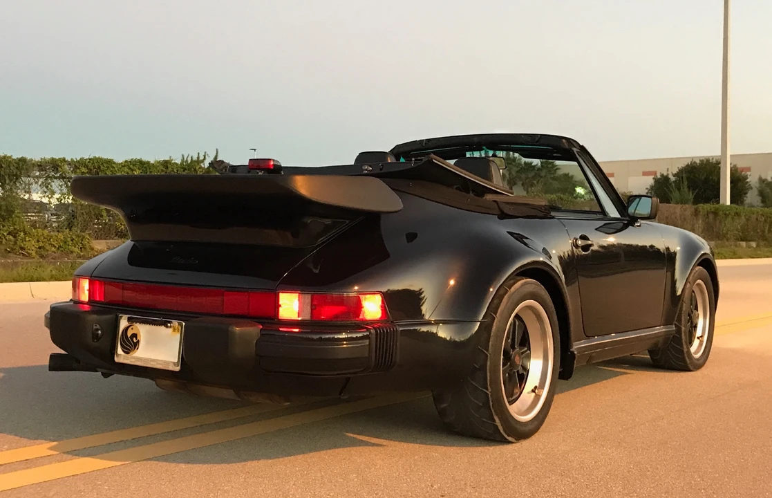 1989 Porsche 930 Turbo - Image 10 of 31