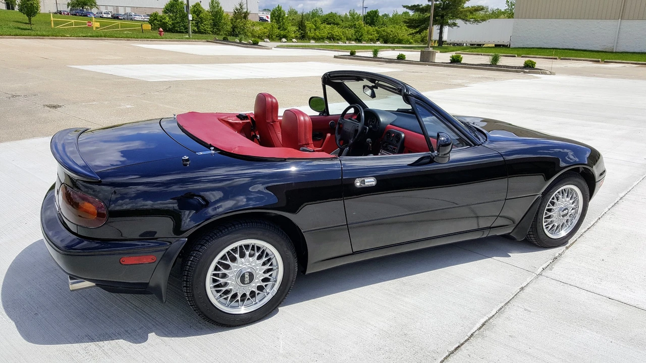 1993 Mazda NA MX-5 Miata - Image 3 of 31