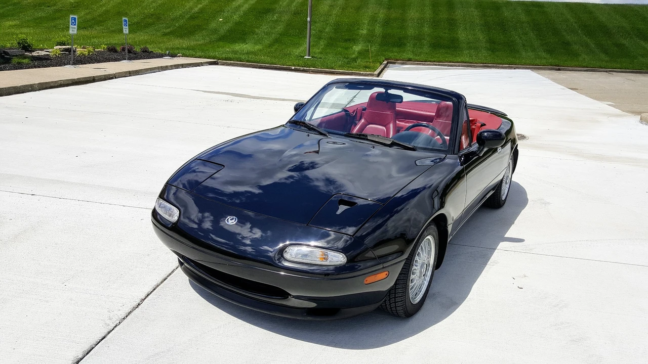 1993 Mazda NA MX-5 Miata - Image 10 of 31