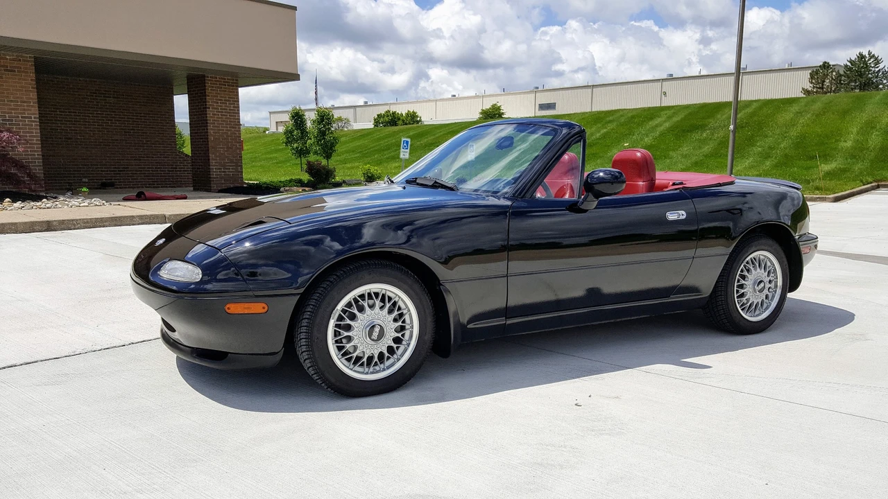 1993 Mazda NA MX-5 Miata - Image 12 of 31