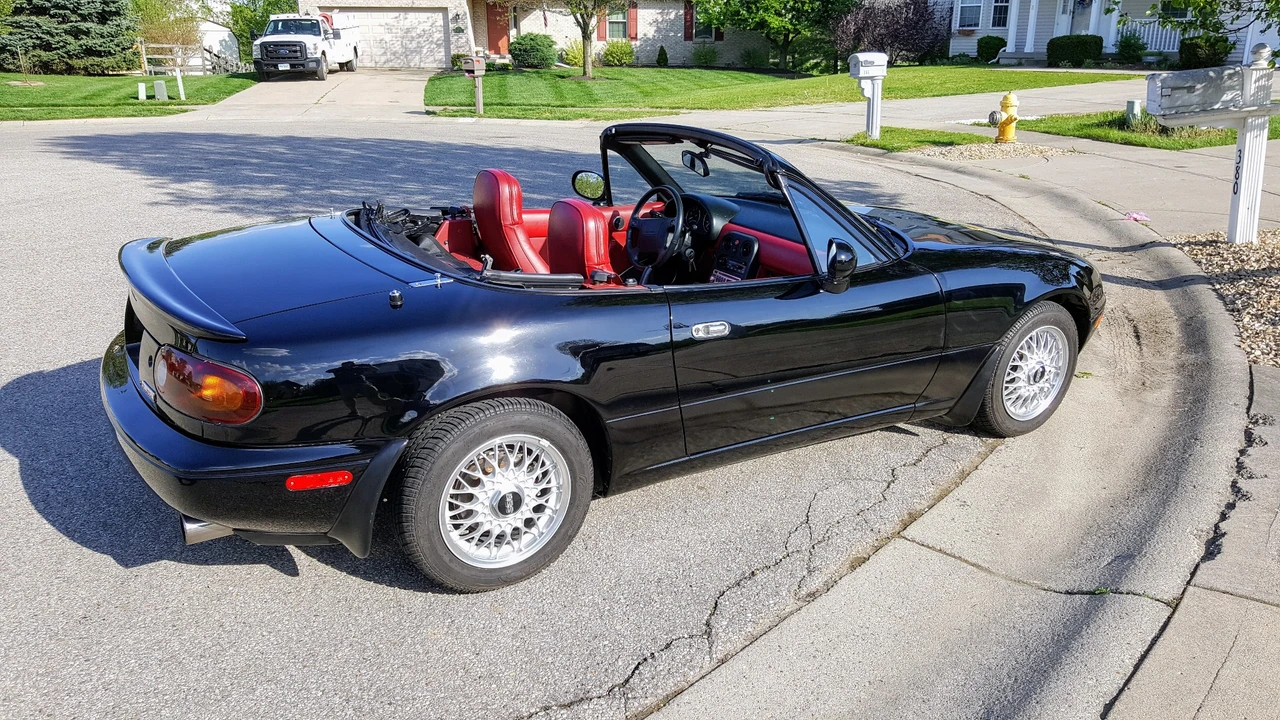 1993 Mazda NA MX-5 Miata - Image 28 of 31