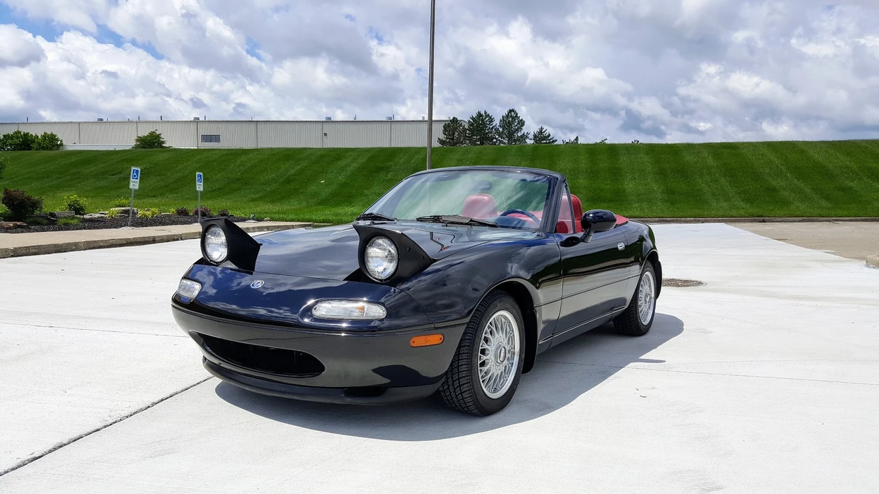 1993 Mazda NA MX-5 Miata - Image 23 of 31