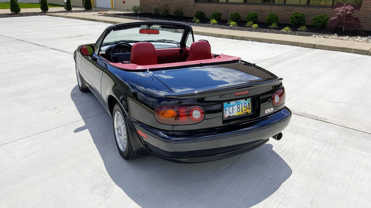 1993 Mazda NA MX-5 Miata - Image 15 of 31