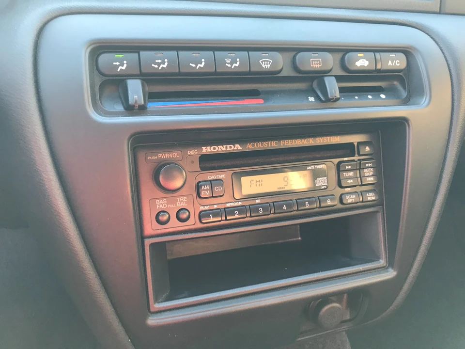 2001 Honda Prelude 5th Gen - Image 22 of 31