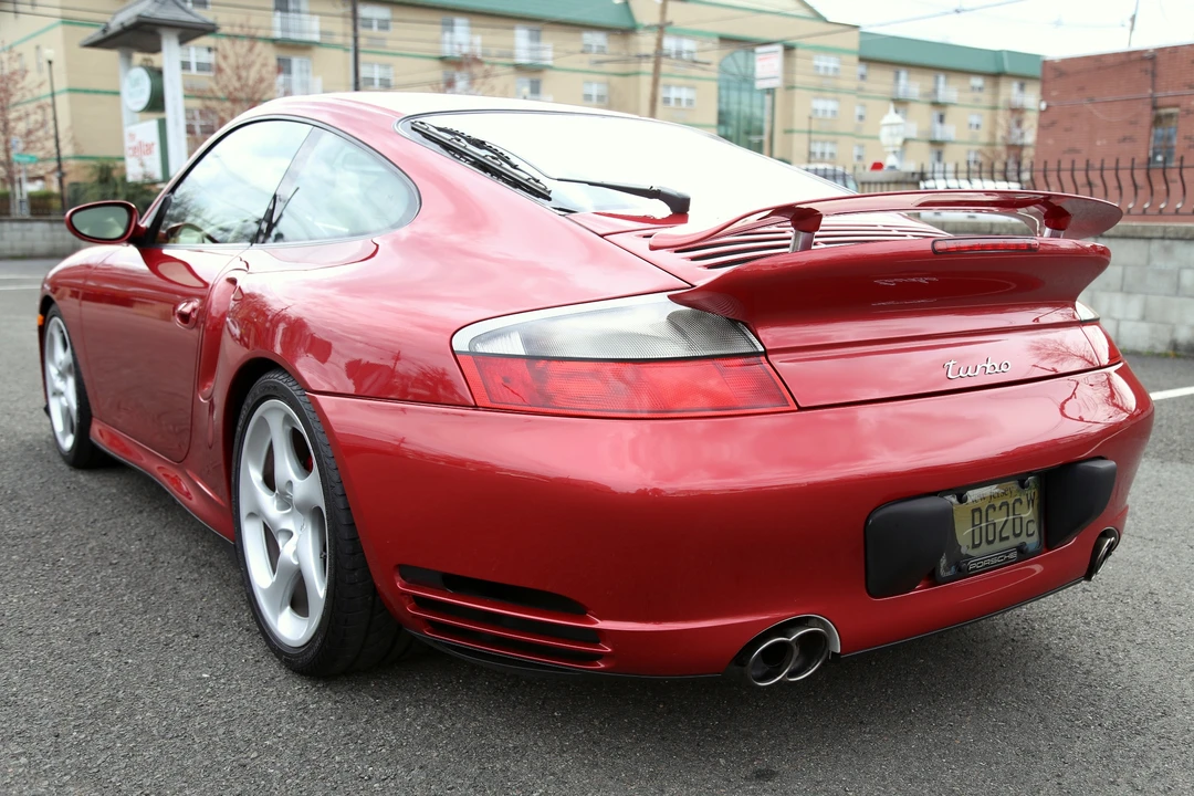 2001 Porsche 996 Turbo - Image 6 of 31