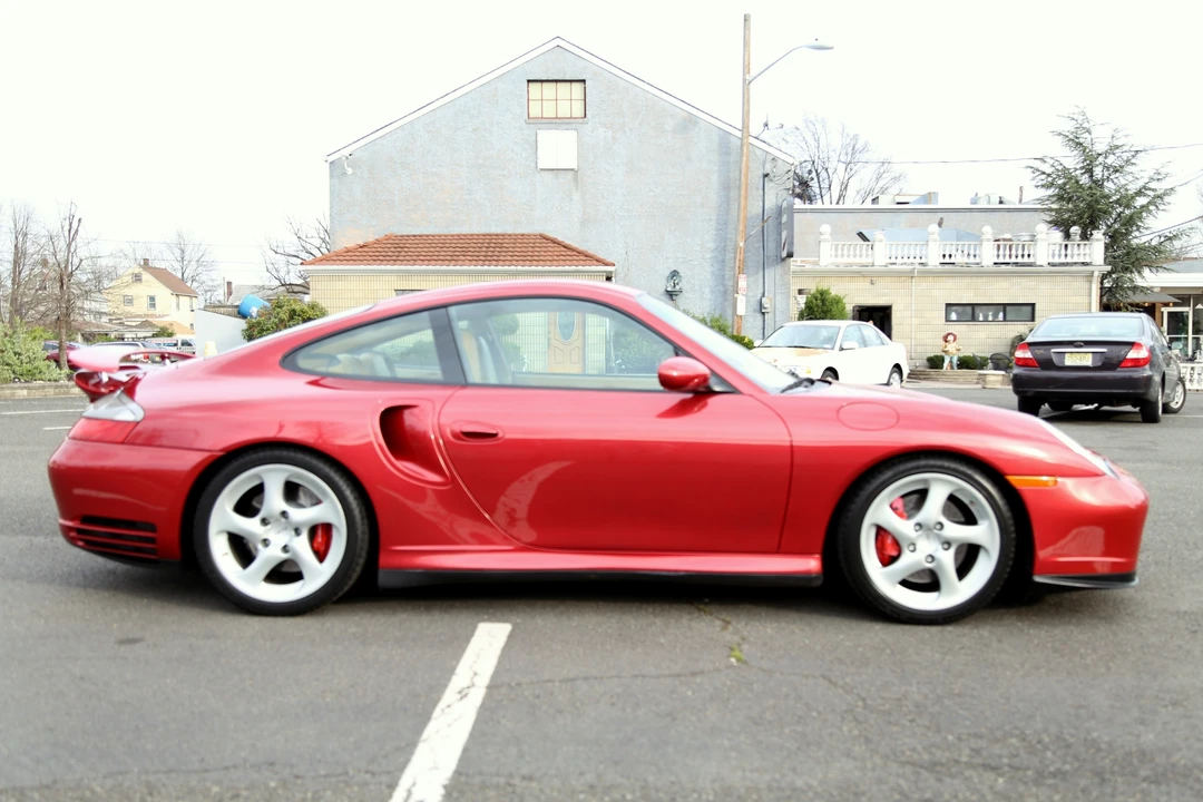 2001 Porsche 996 Turbo - Image 10 of 31