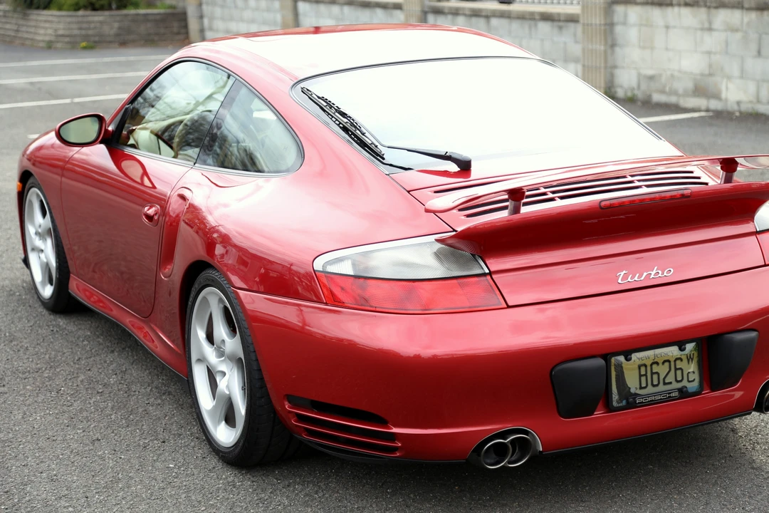 2001 Porsche 996 Turbo - Image 17 of 31