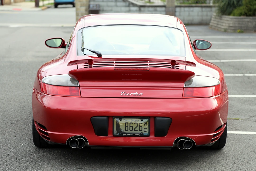 2001 Porsche 996 Turbo - Image 18 of 31