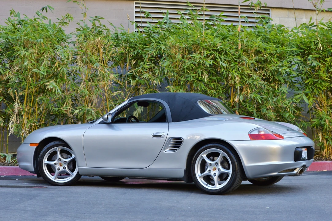 2003 Porsche 986 Boxster - Image 16 of 31