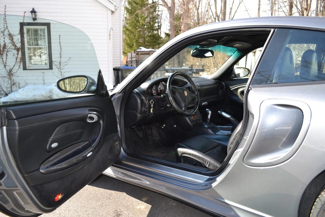 2004 Porsche 996 Turbo - Image 18 of 31