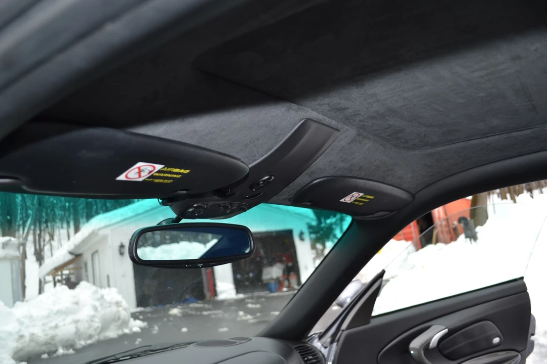 2004 Porsche 996 Turbo - Image 25 of 31
