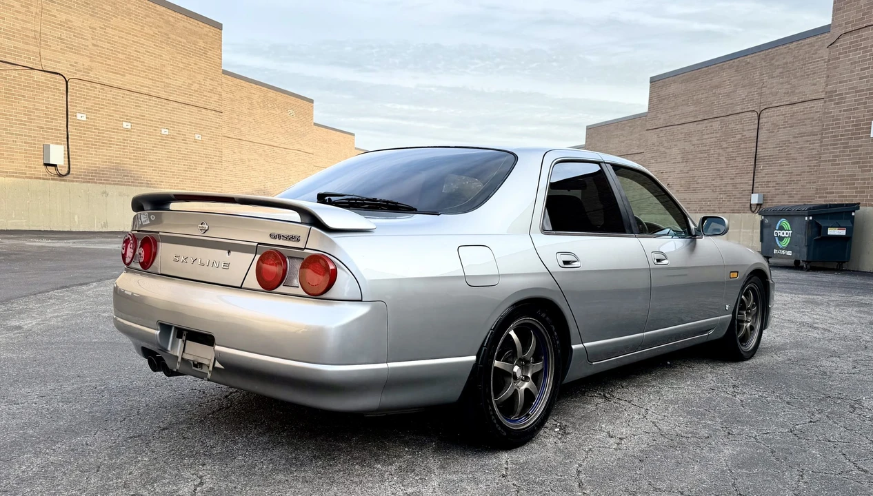 1997 Nissan R33 Skyline 9th Gen - Image 14 of 31
