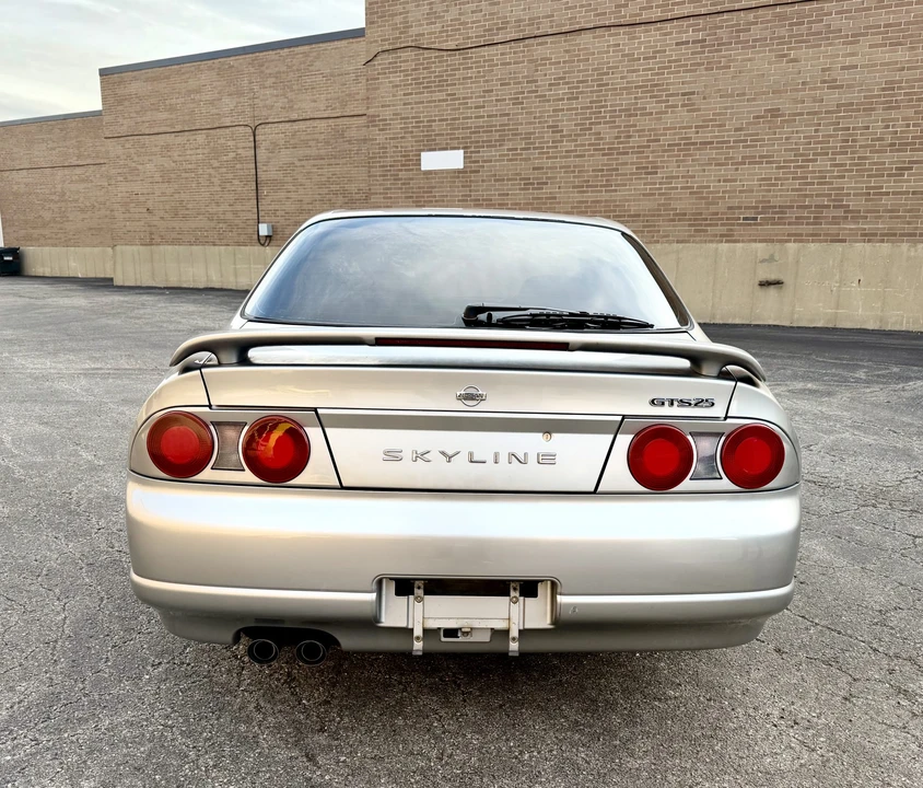 1997 Nissan R33 Skyline 9th Gen - Image 10 of 31
