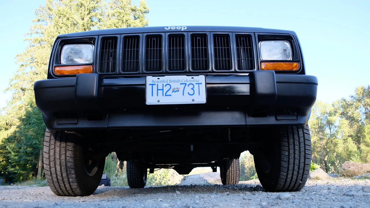 1998 Jeep XJ Cherokee - Image 30 of 31
