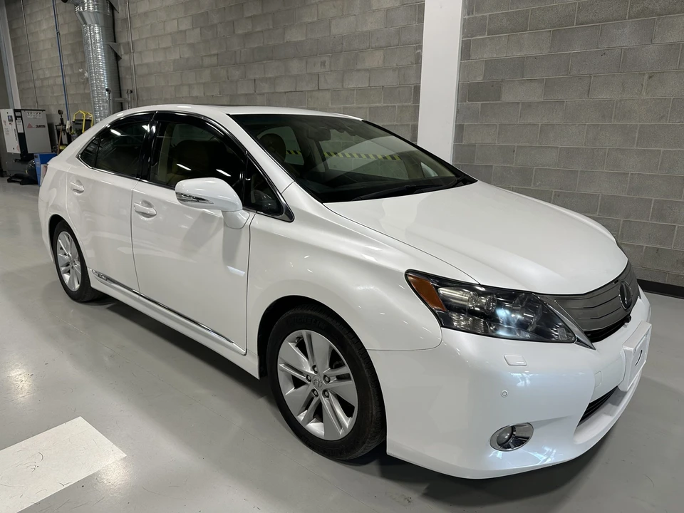 2010 Lexus HS - Image 14 of 31