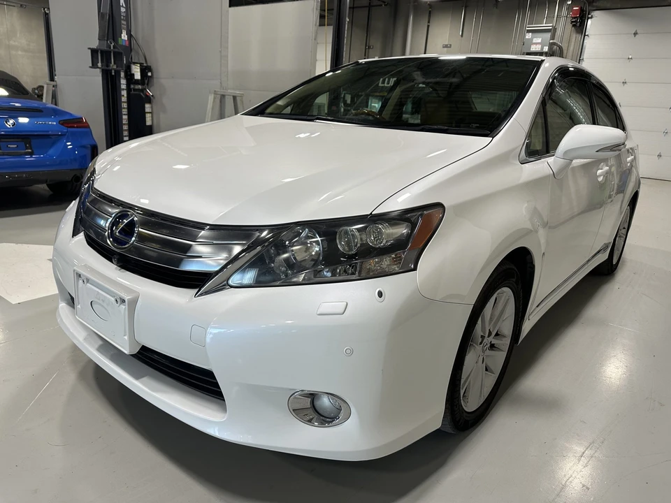 2010 Lexus HS - Image 3 of 31