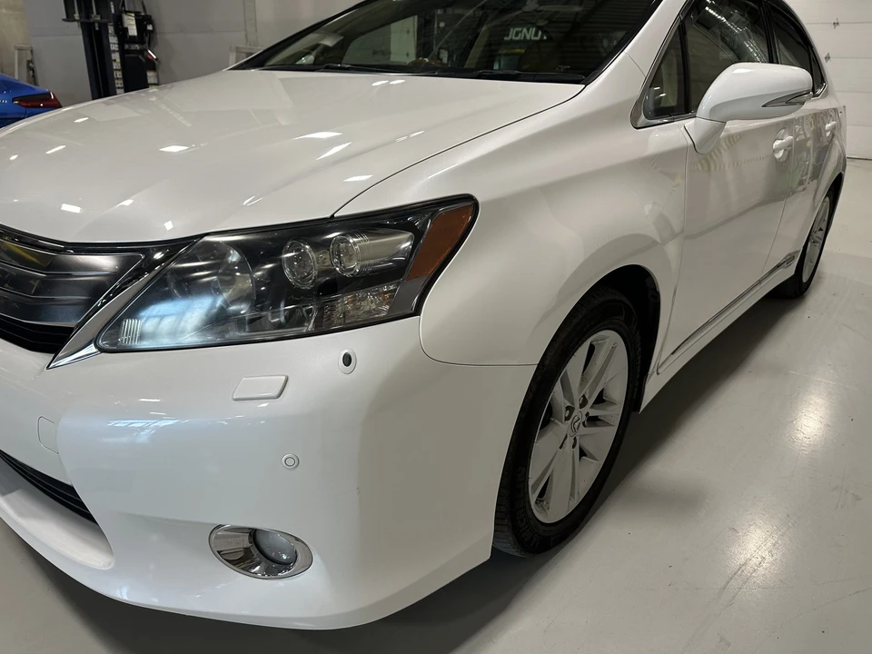 2010 Lexus HS - Image 23 of 31