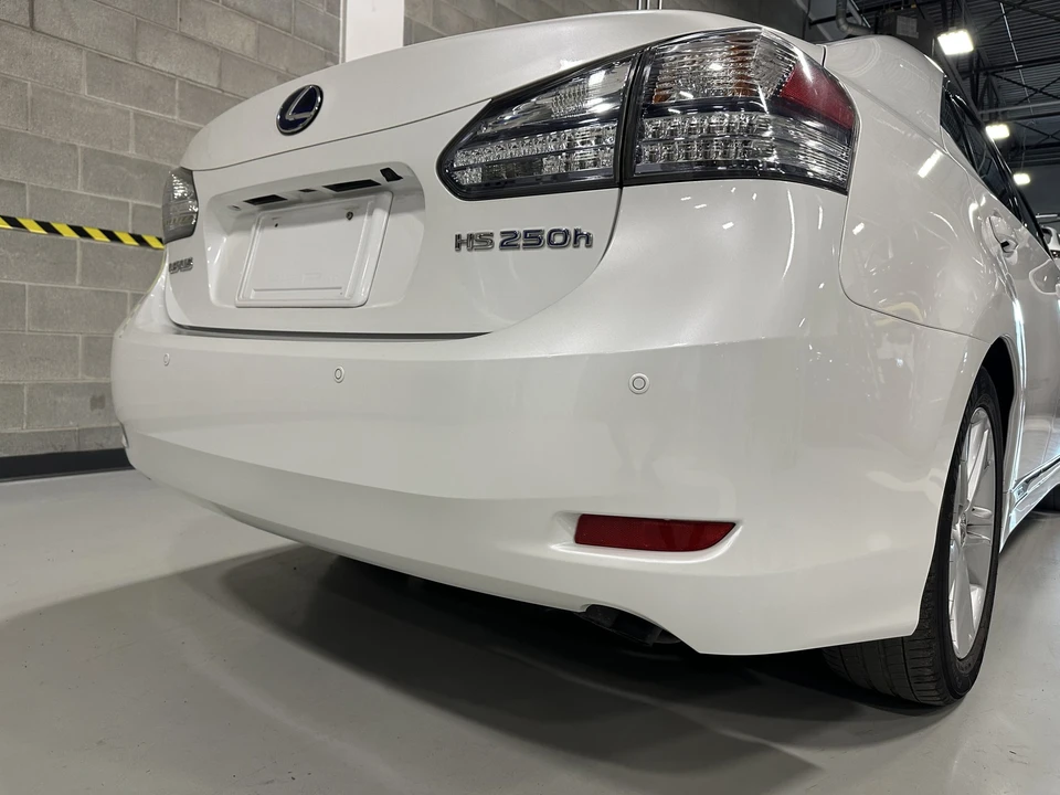 2010 Lexus HS - Image 29 of 31