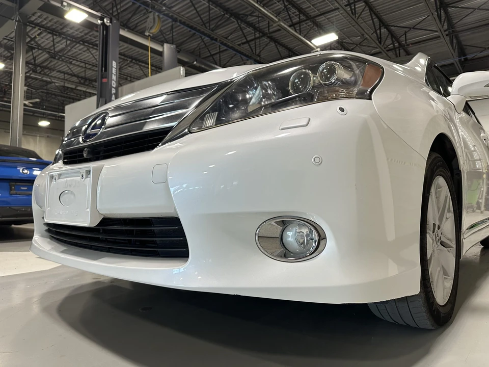 2010 Lexus HS - Image 20 of 31