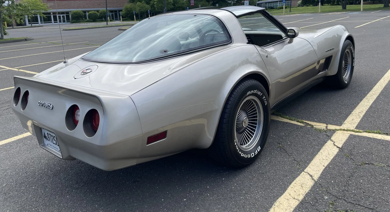 1982 Chevrolet Corvette C3 - Image 19 of 31