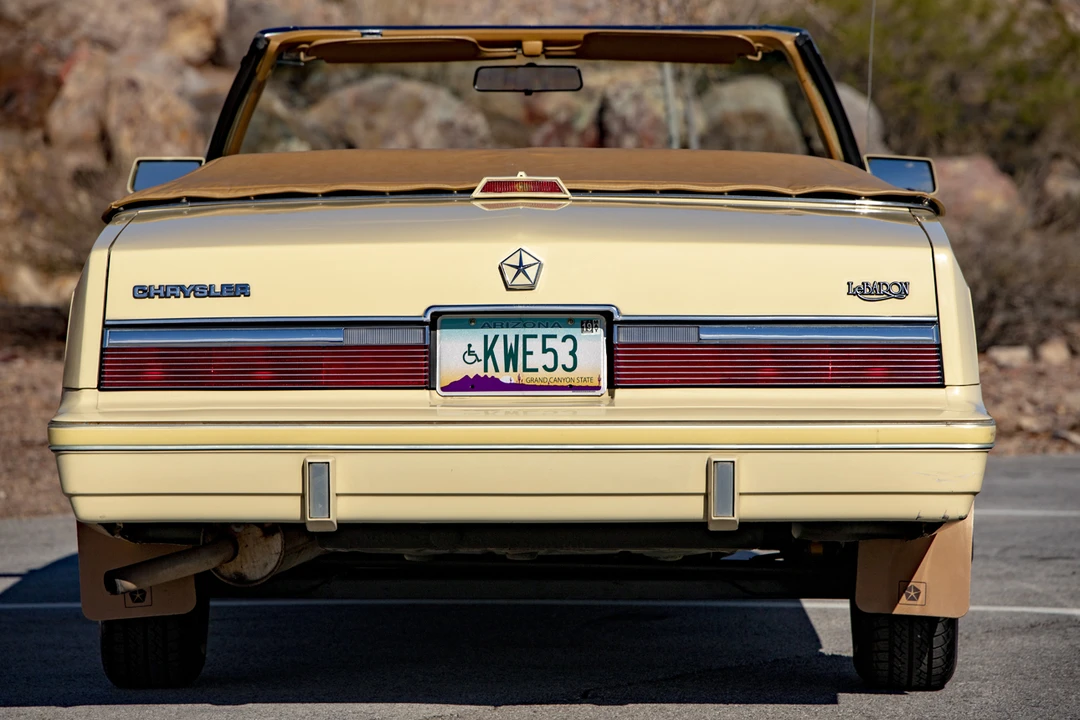1982 Chrysler LeBaron - Image 24 of 31