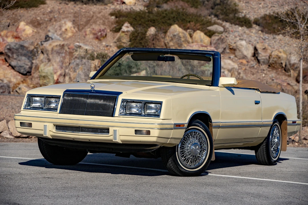 1982 Chrysler LeBaron - Image 18 of 31