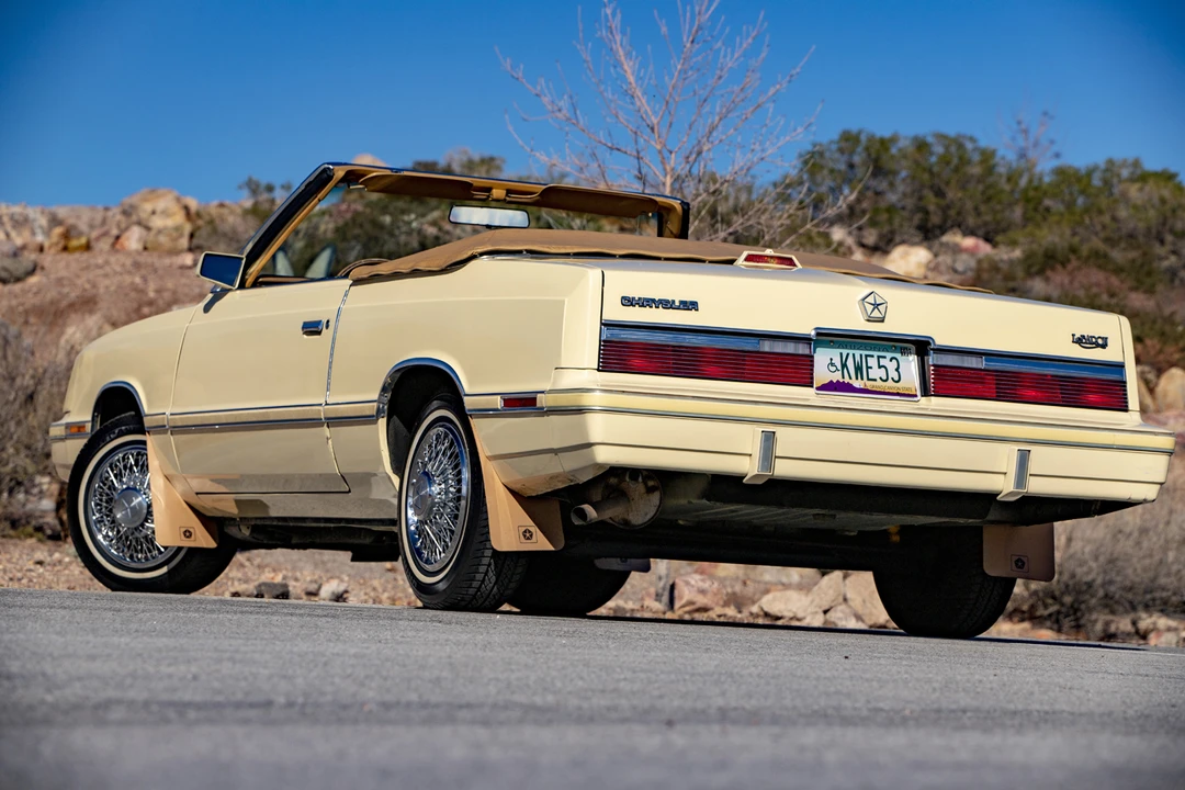 1982 Chrysler LeBaron - Image 22 of 31