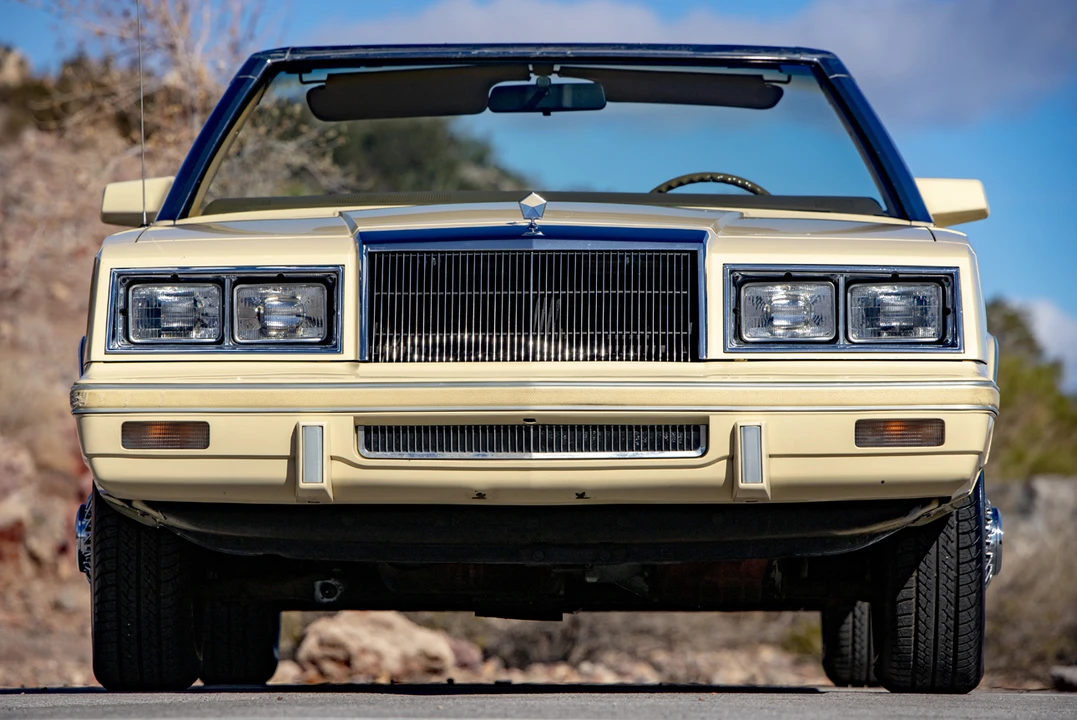 1982 Chrysler LeBaron - Image 16 of 31