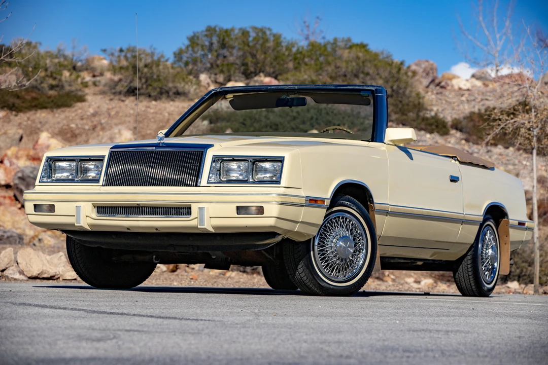 1982 Chrysler LeBaron - Image 19 of 31